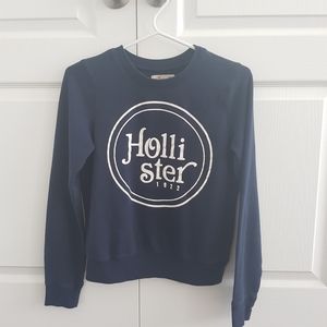 Hollister crewneck fleece